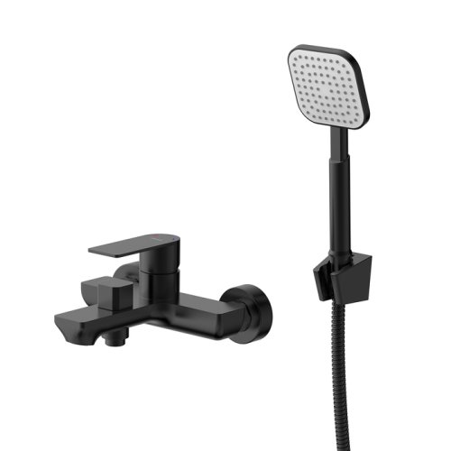 Смеситель Milardo Maze для ванны MAZBL00M02