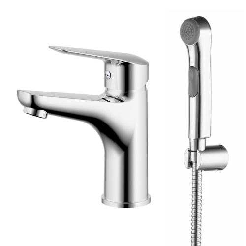 Смеситель Iddis Torr для раковины с гигиеническим душем