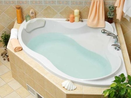 Акриловая ванна Vagnerplast Iris 143x143