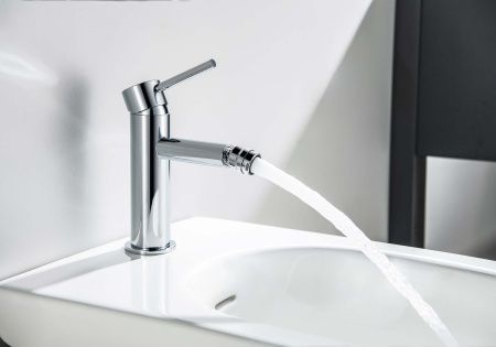 Смеситель Aquatek Европа для гигиенического душа AQ1318CR