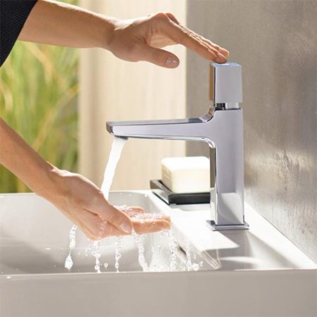 Смеситель Hansgrohe Metropol Select 110 для раковины (с донным клапаном)