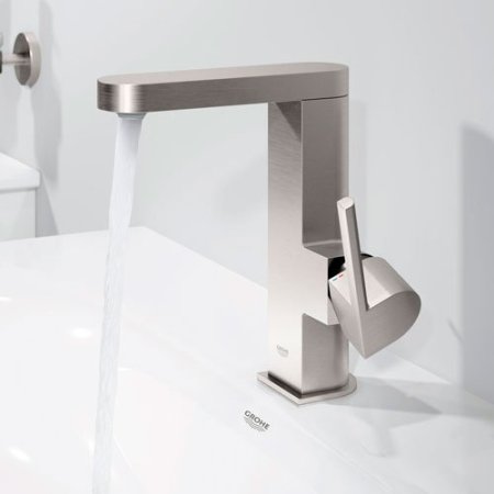 Смеситель Grohe Plus для раковины (поворотный излив)