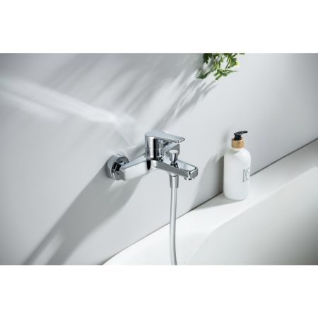 Смеситель Aquatek Лугано для ванны AQ1740CR