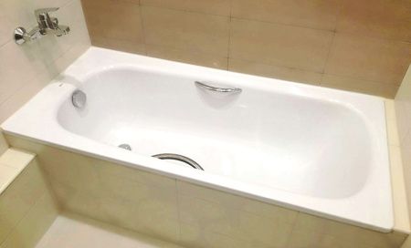 Стальная ванна BLB Universal 170x75 с ручками B75HTH001 handles