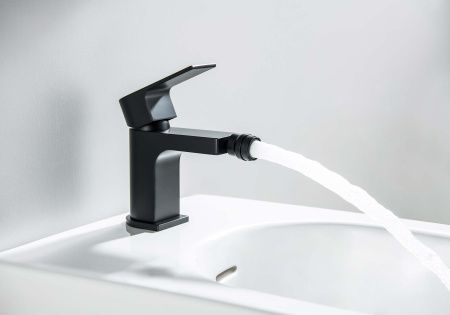 Смеситель Aquatek Лира для гигиенического душа AQ1418MB