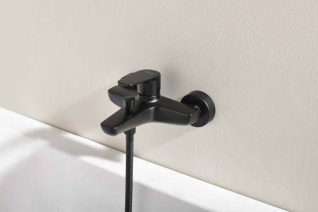 Смеситель для ванны  Aquatek Бетта AQ1140MB